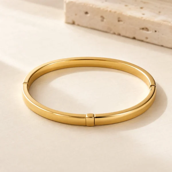 Hinged Oval Bangle